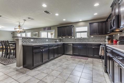 4542 Echo Grove San Antonio TX 78259