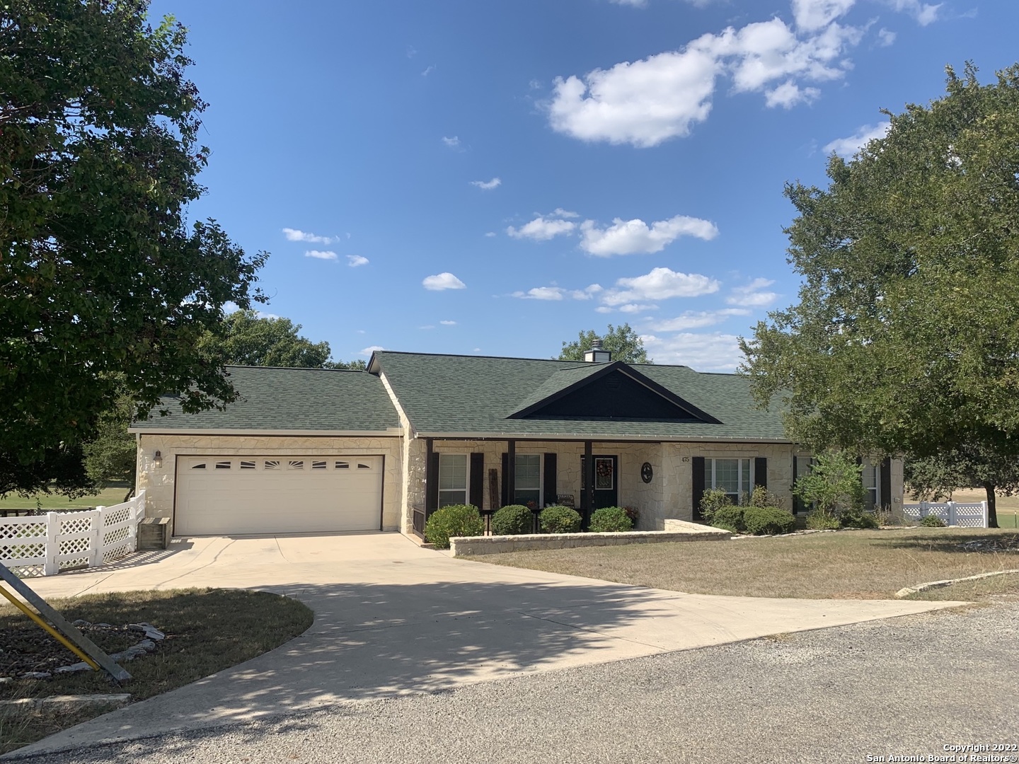 475 Oak Hills Drive Bandera TX 78003