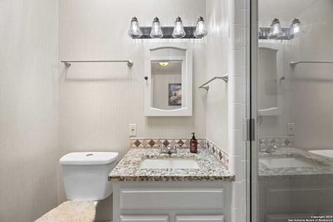 22 Indian Creek Loop Kerrville TX 78028