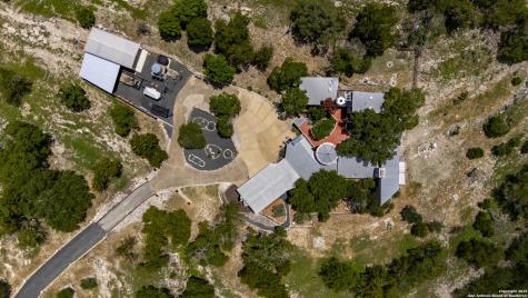 22 Indian Creek Loop Kerrville TX 78028