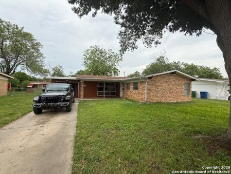 4519 Creekmoor Drive San Antonio TX 78220