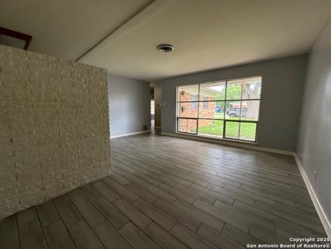 4519 Creekmoor Drive San Antonio TX 78220