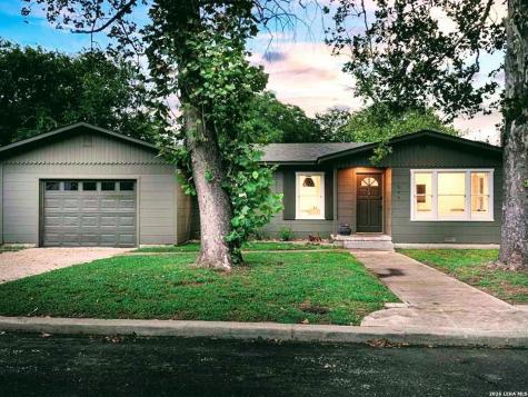 511 Olive Street Fredericksburg TX 78624