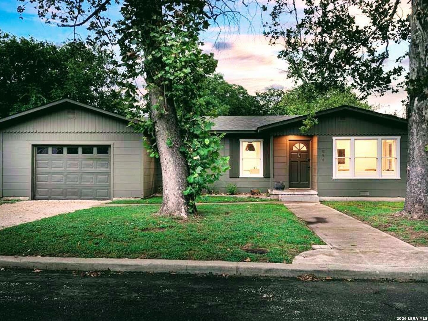 511 Olive Street Fredericksburg TX 78624