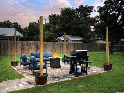 511 Olive Street Fredericksburg TX 78624