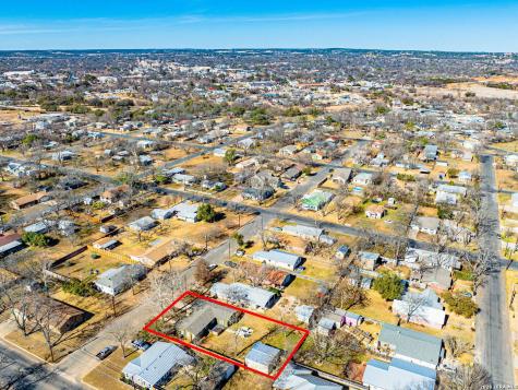 511 Olive Street Fredericksburg TX 78624