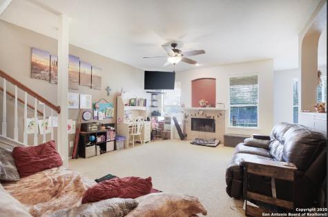 14914 Laudie Fox San Antonio TX 78253
