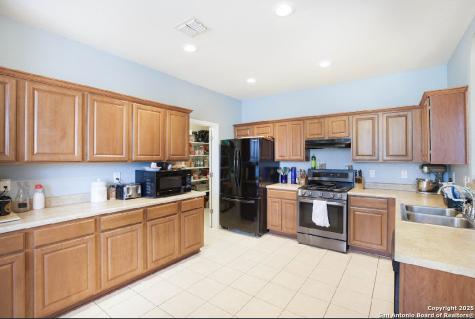 14914 Laudie Fox San Antonio TX 78253