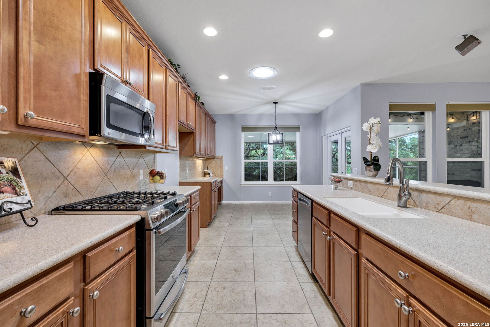4550 Fort Boggy San Antonio TX 78253
