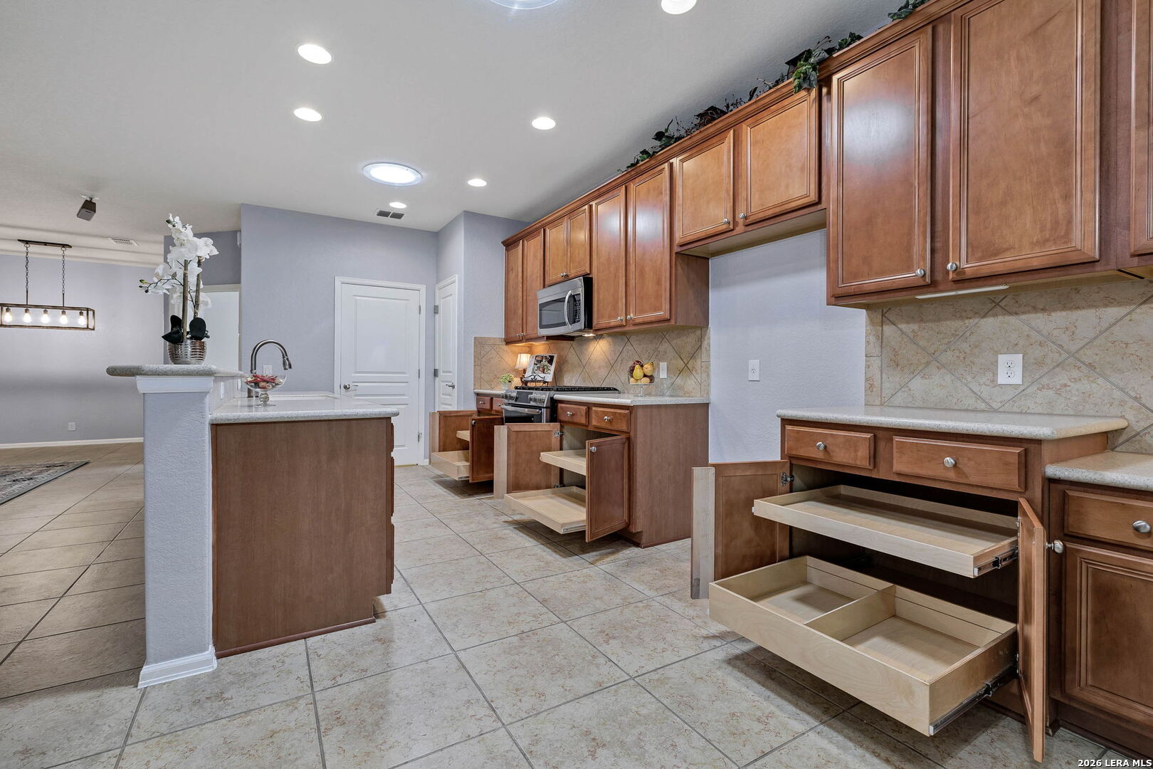 4550 Fort Boggy San Antonio TX 78253