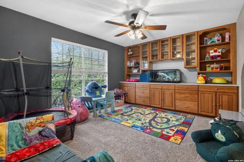 1510 Blackbridge San Antonio TX 78253