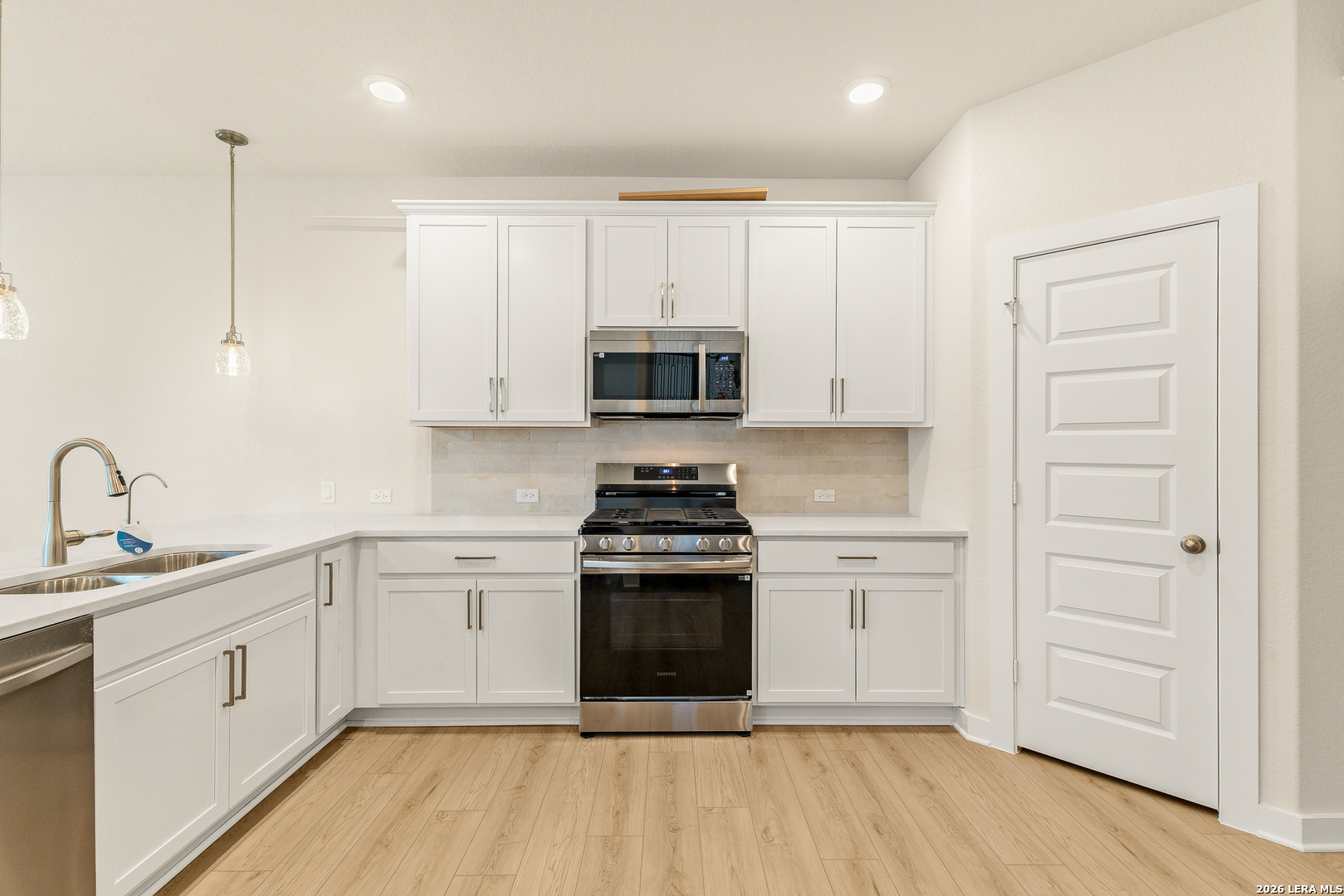 104 Tribus San Antonio TX 78238