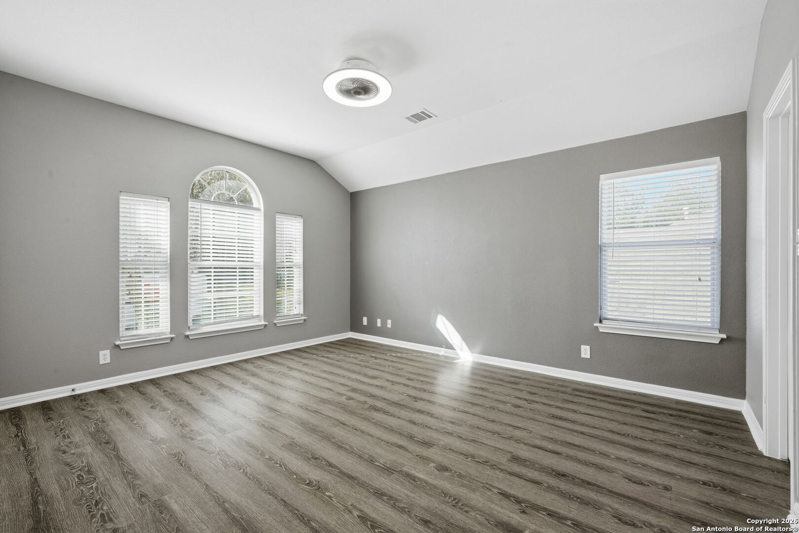 3214 Fontenay San Antonio TX 78251
