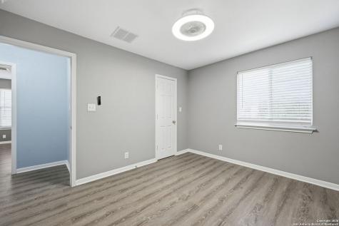 3214 Fontenay San Antonio TX 78251