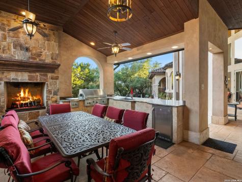 8730 Terra Gate San Antonio TX 78255