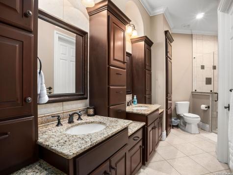 8730 Terra Gate San Antonio TX 78255