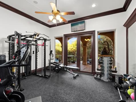 8730 Terra Gate San Antonio TX 78255