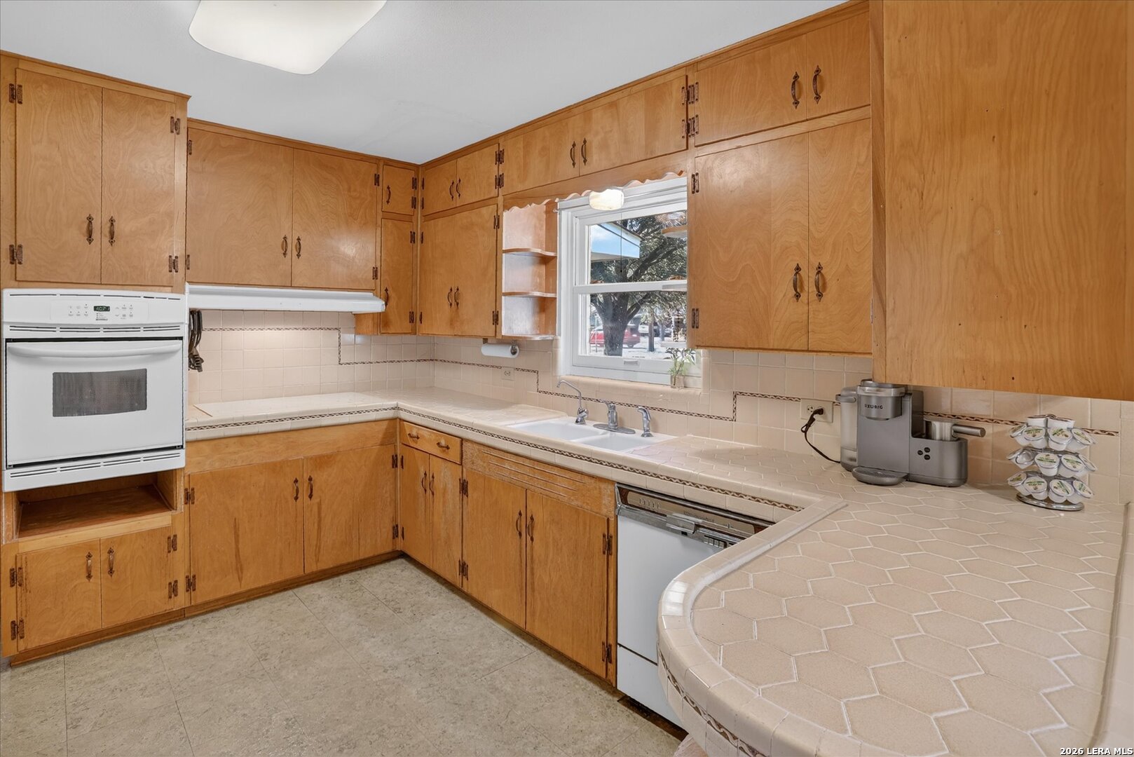 2611 Danbury Street San Antonio TX 78217