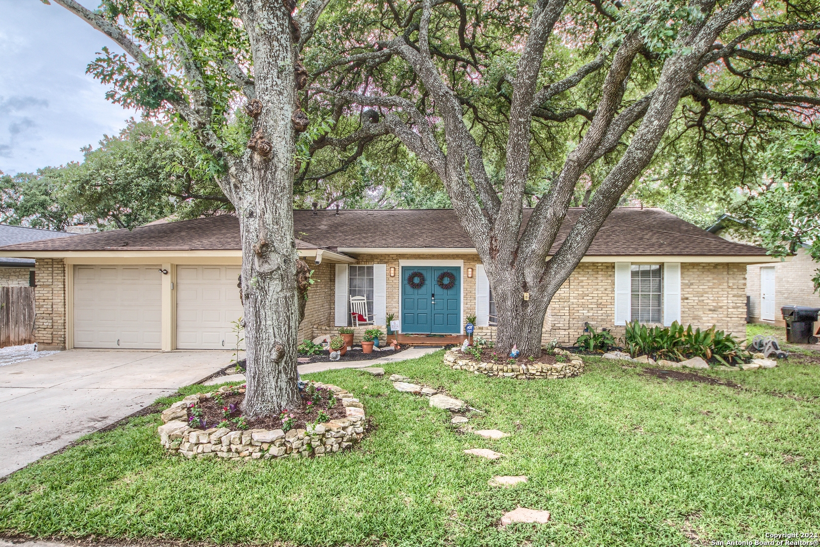 6118 Forest Timber Street San Antonio TX 78240