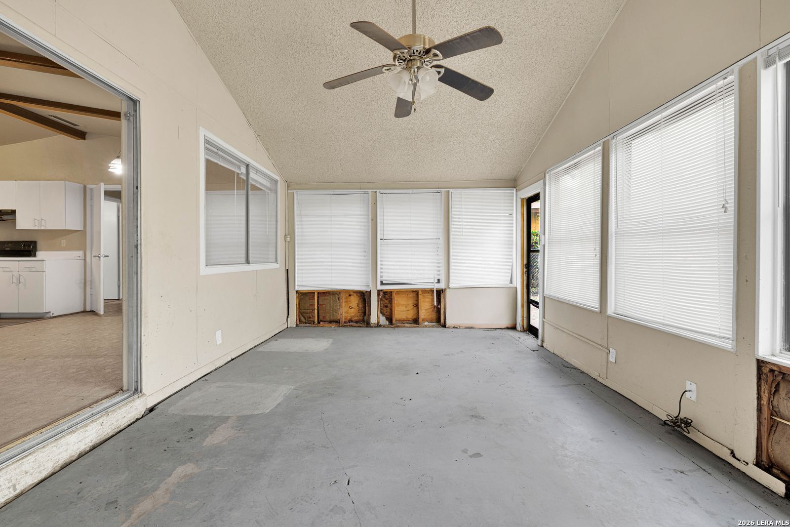4439 Sunnyvale Lane San Antonio TX 78217
