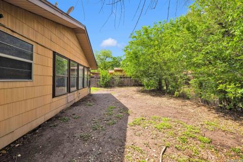 4439 Sunnyvale Lane San Antonio TX 78217
