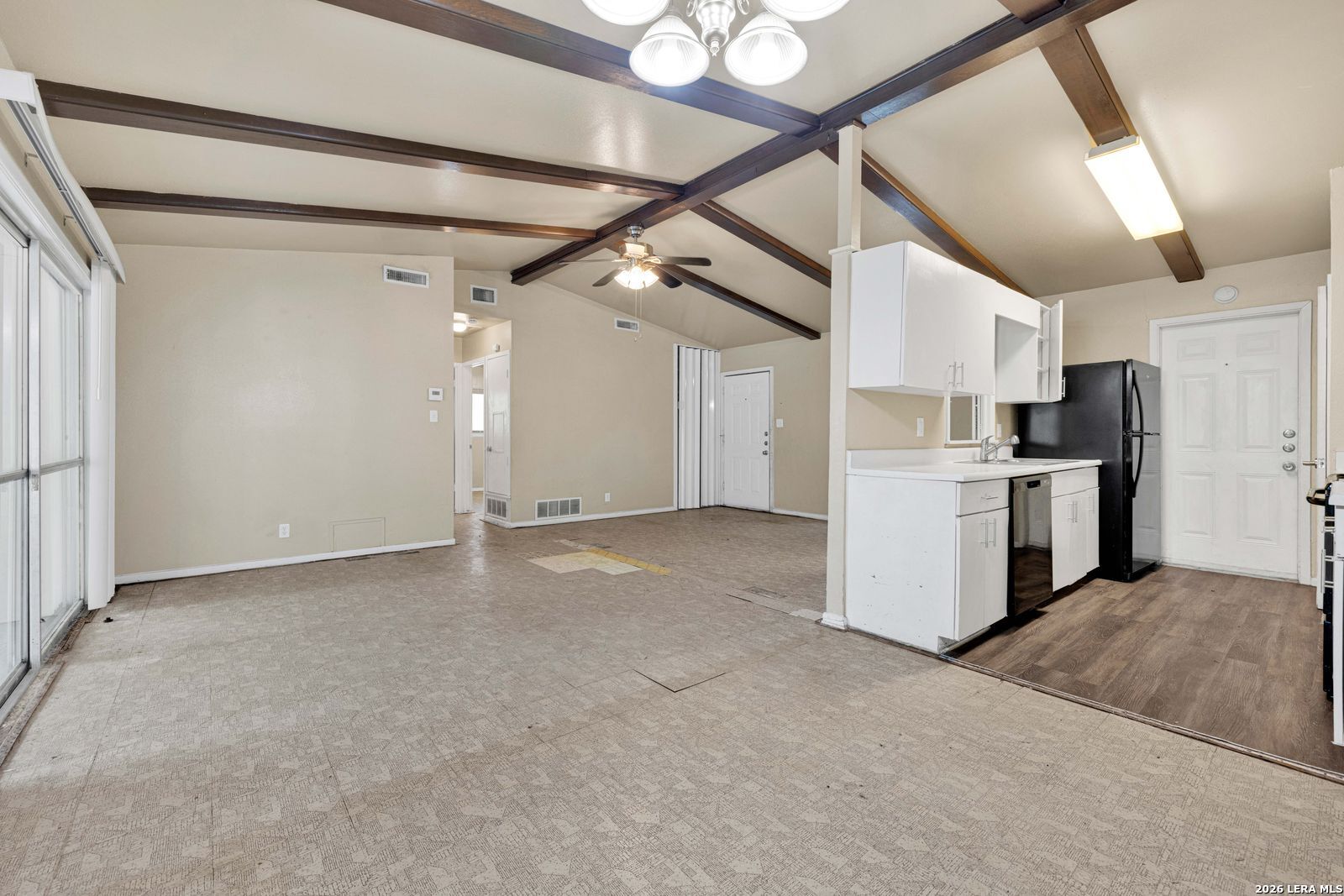 4439 Sunnyvale Lane San Antonio TX 78217