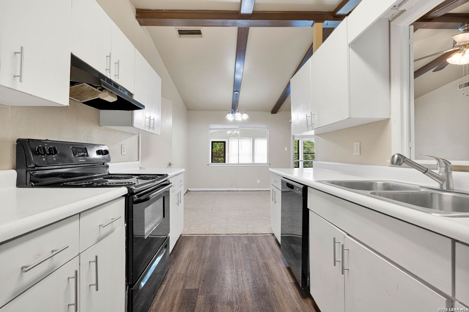 4439 Sunnyvale Lane San Antonio TX 78217