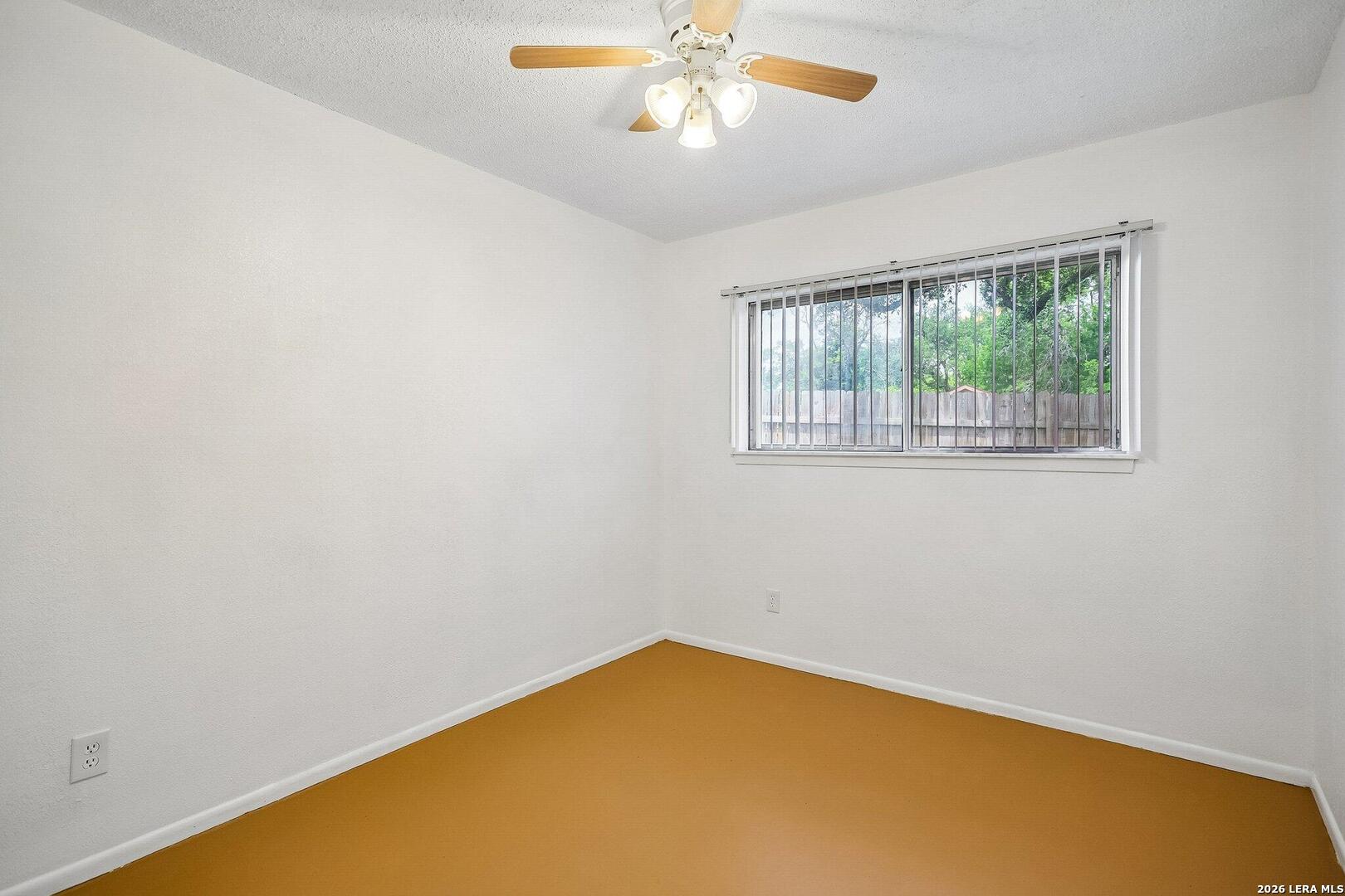 6847 Blue Lake San Antonio TX 78244