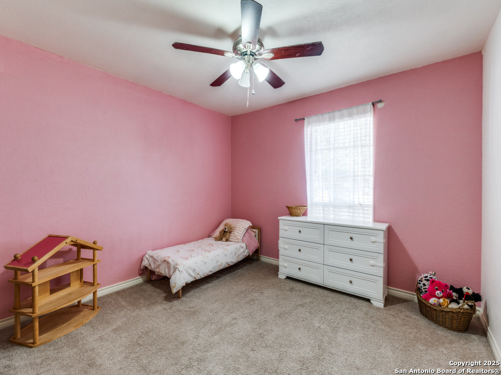 5615 Wood Climb Street San Antonio TX 78233