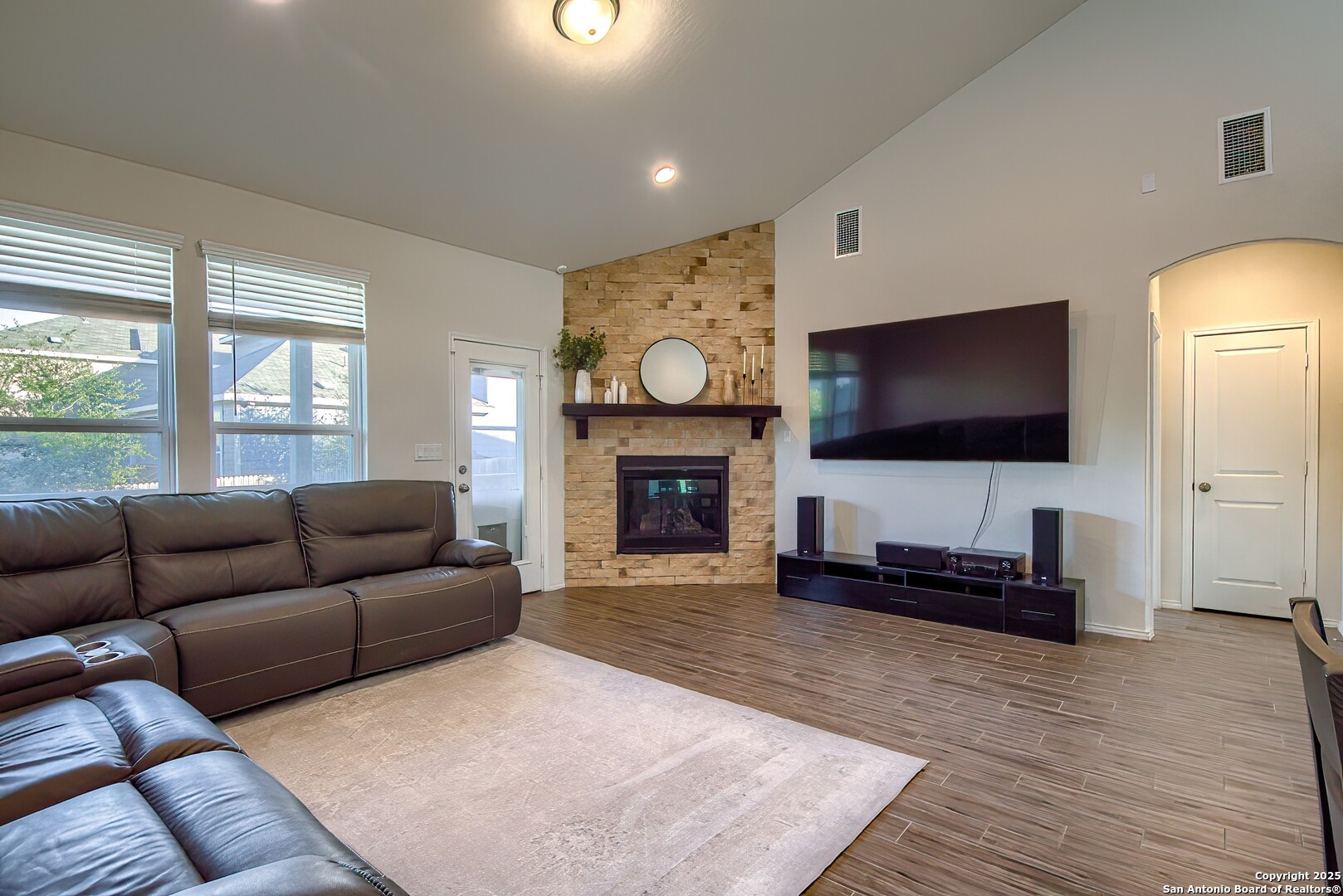 27210 Volcano San Antonio TX 78260