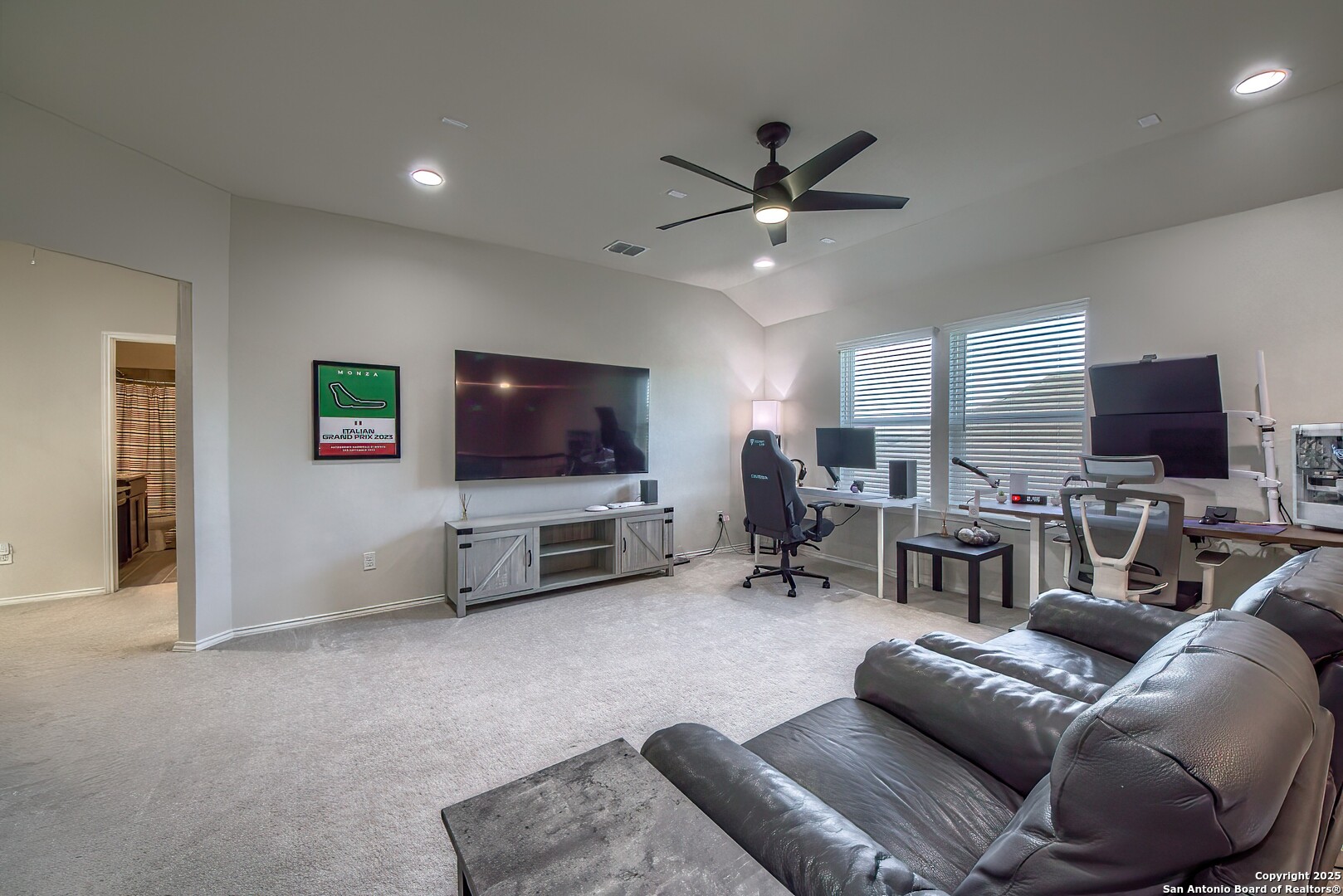27210 Volcano San Antonio TX 78260