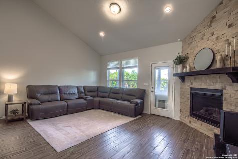 27210 Volcano San Antonio TX 78260