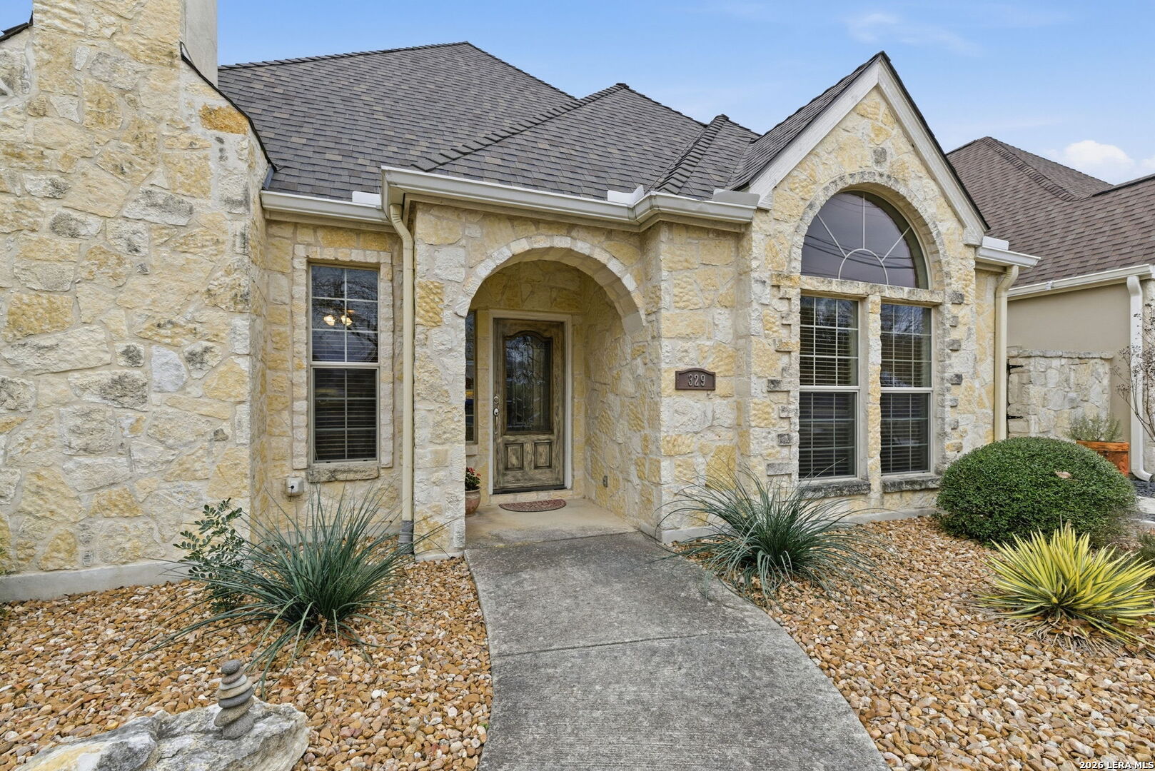 329 E Bandera Boerne TX 78006