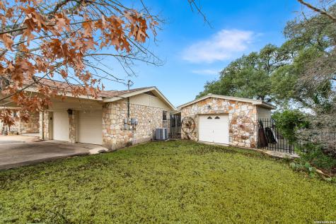 1130 Crossbow Canyon Lake TX 78133