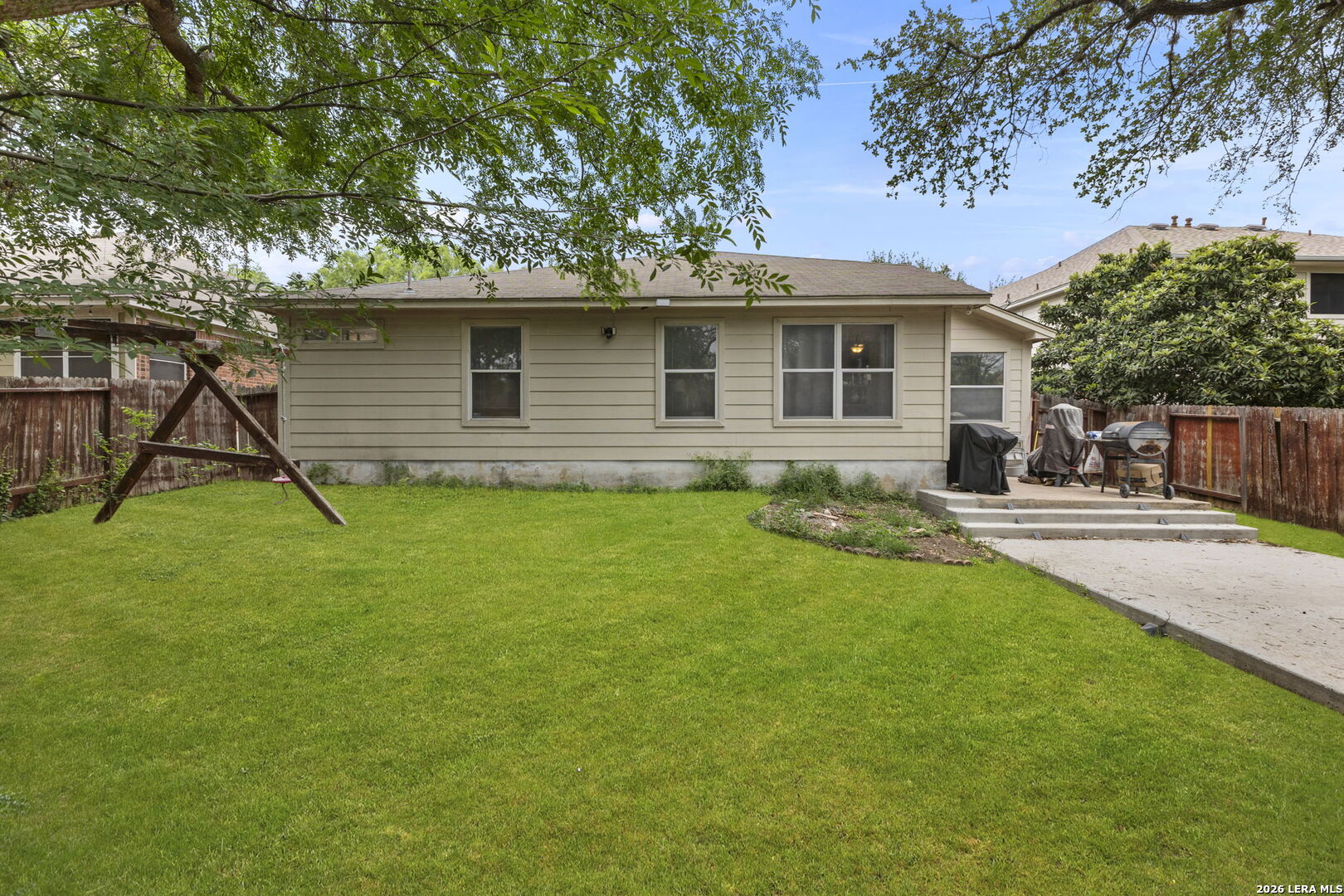 1427 Kingsbridge San Antonio TX 78253