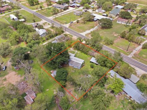 10970 Pearsall Road Atascosa TX 78002