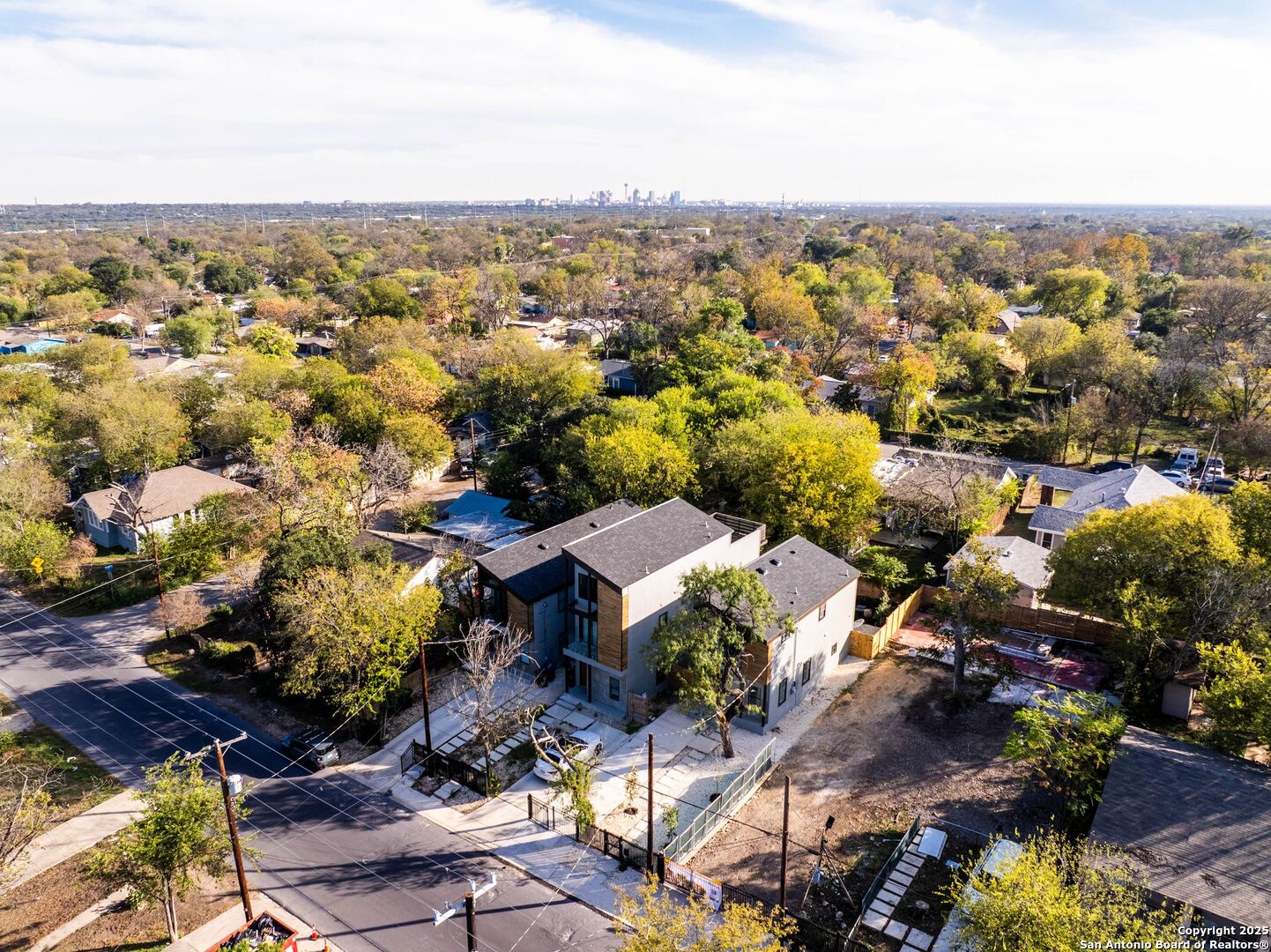 1210 Gardina San Antonio TX 78201