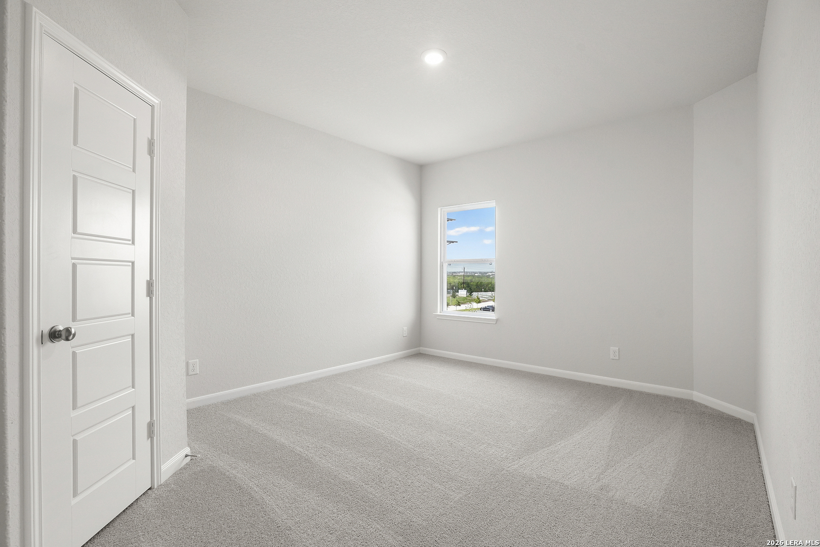11115 Luckenbach Loop Converse TX 78109