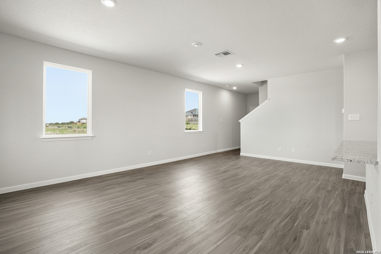11115 Luckenbach Loop Converse TX 78109