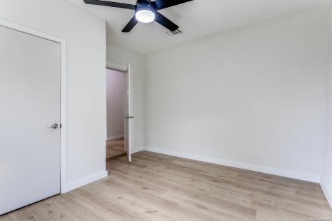 1319 Paso Hondo San Antonio TX 78202
