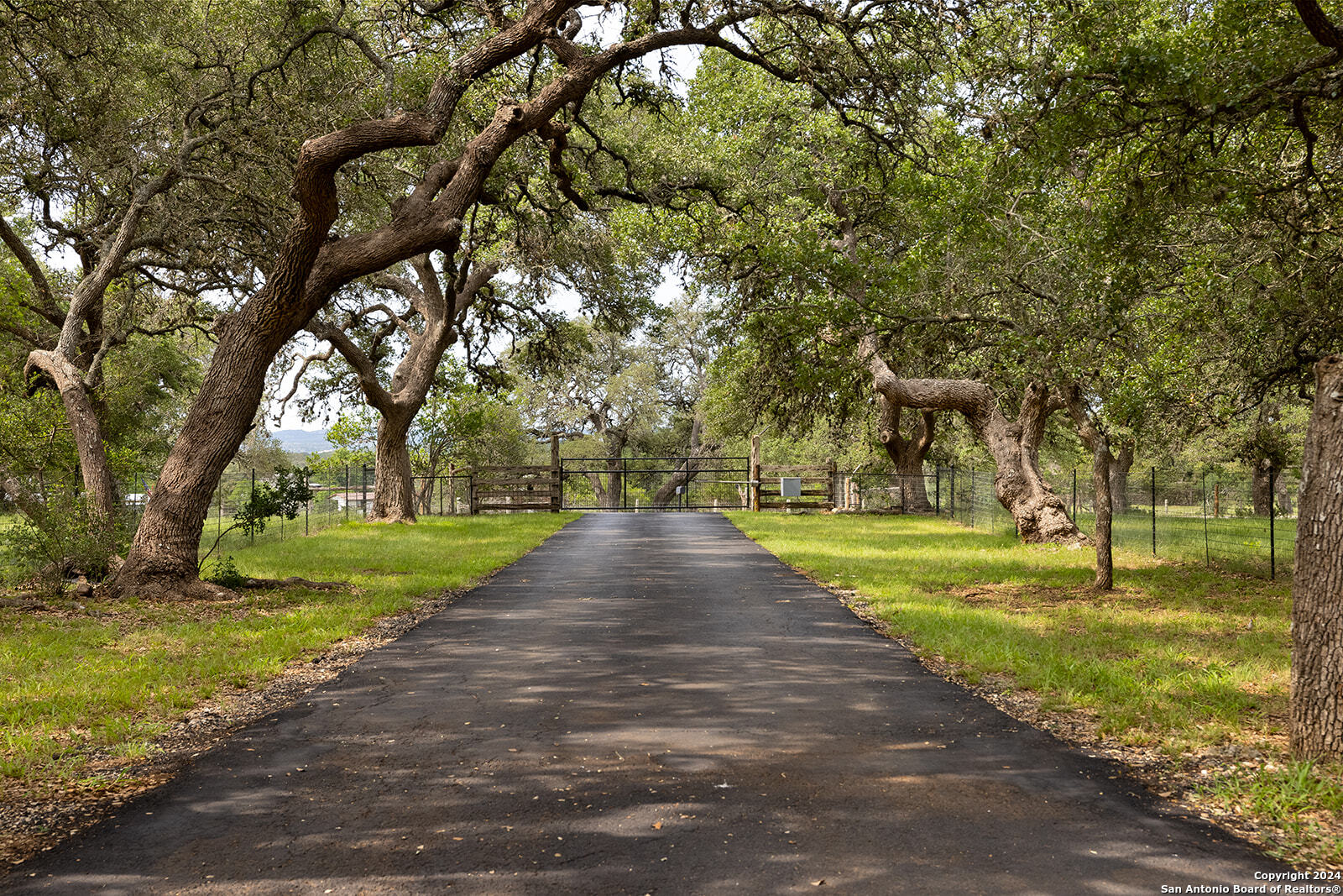 518 Summit Trail Boerne TX 78006