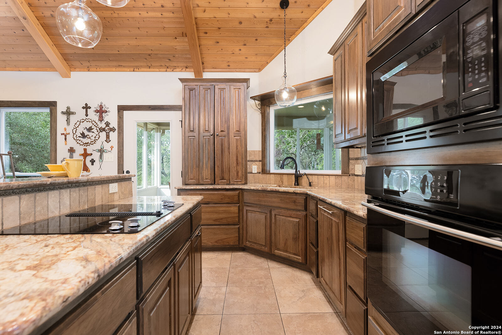 518 Summit Trail Boerne TX 78006