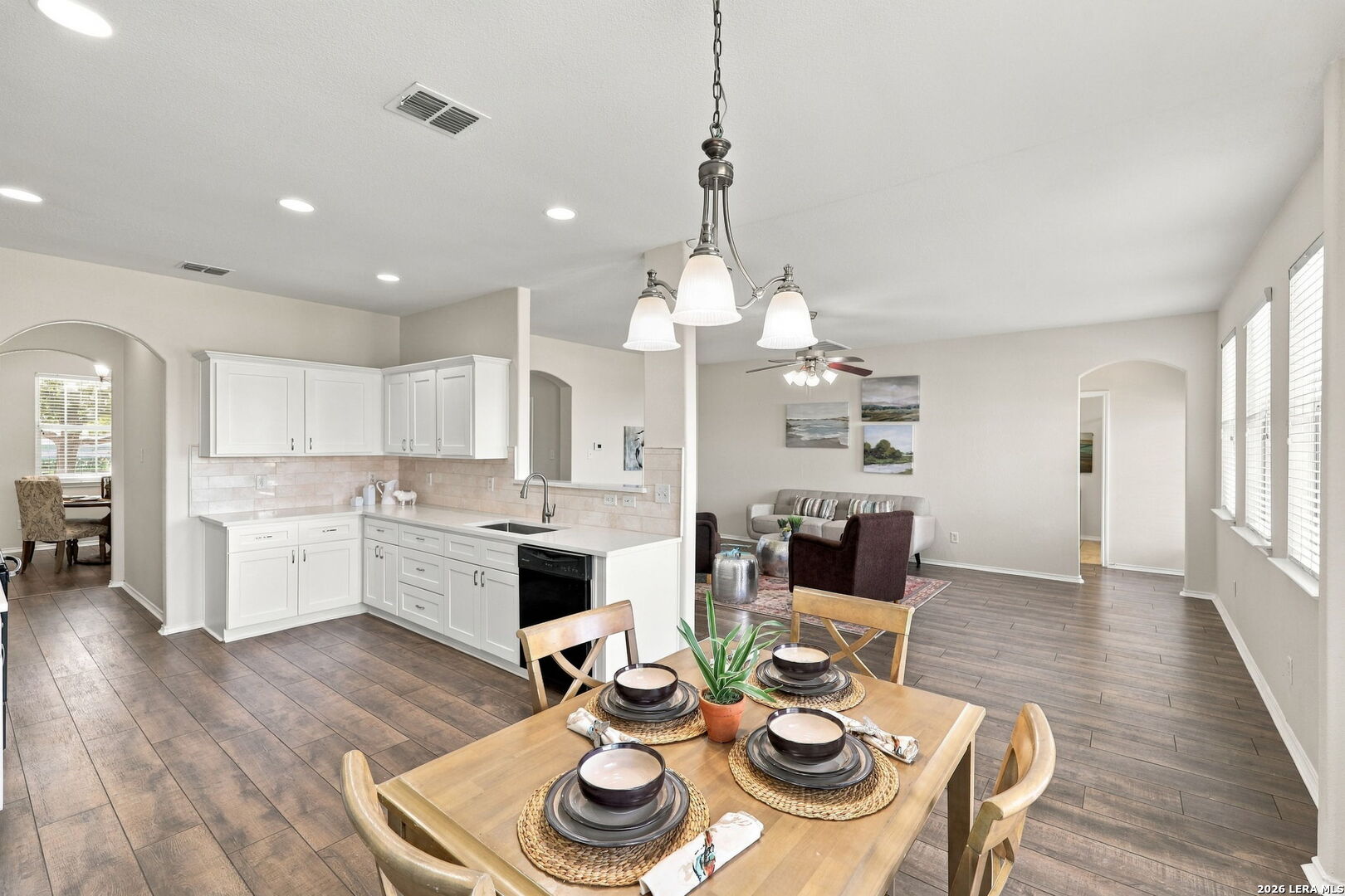 3747 Columbia Cibolo TX 78108