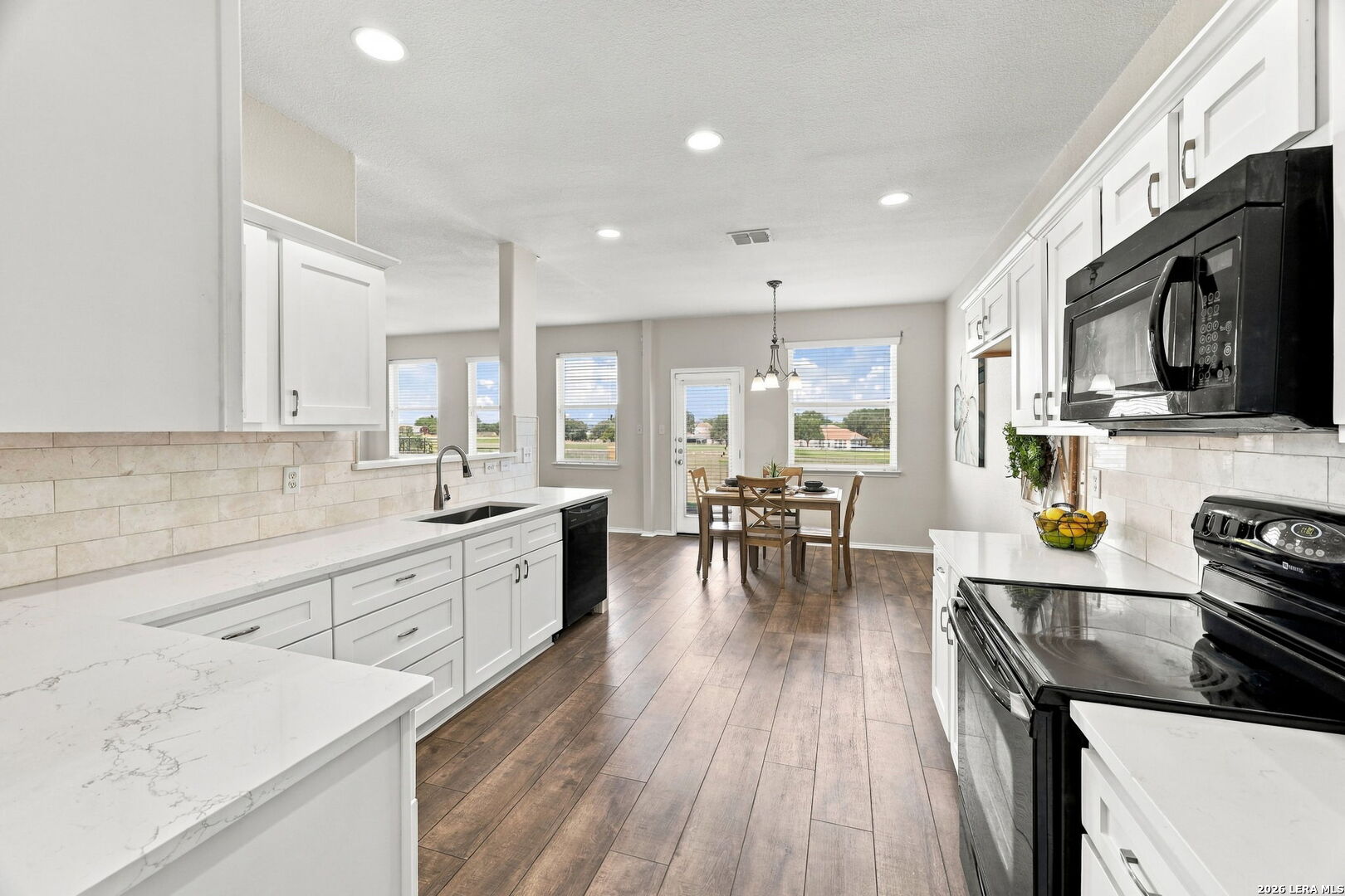 3747 Columbia Cibolo TX 78108