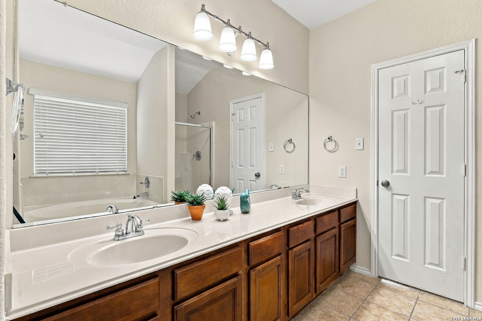 3747 Columbia Cibolo TX 78108