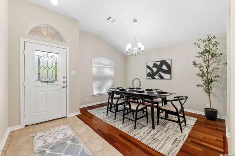7814 Lacey Oak Cove San Antonio TX 78250