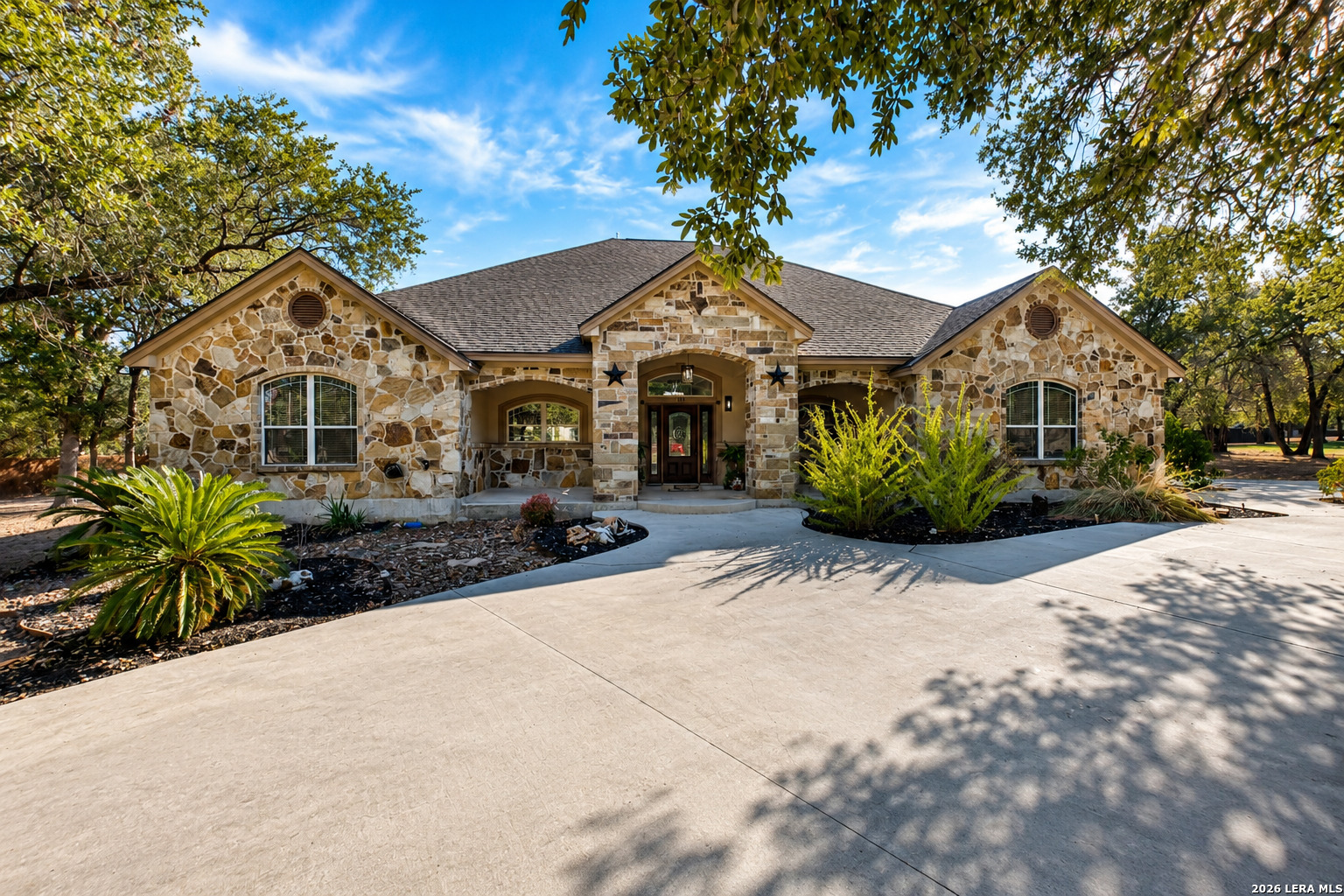 149 Legacy Trace La Vernia TX 78121