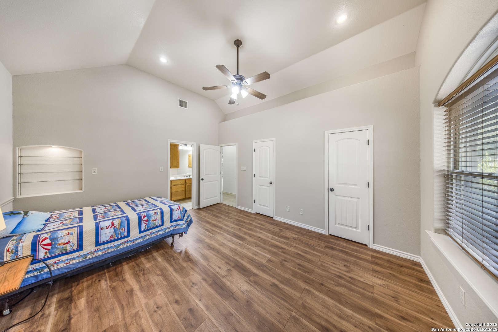 149 Legacy Trace La Vernia TX 78121