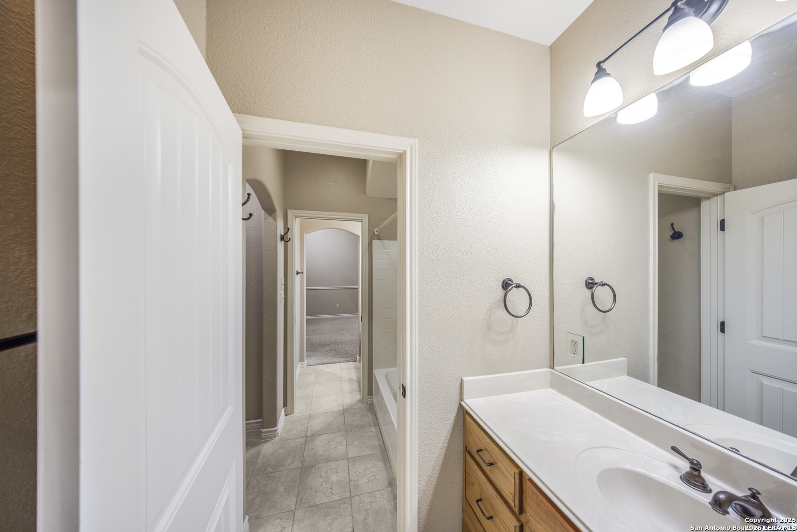 149 Legacy Trace La Vernia TX 78121