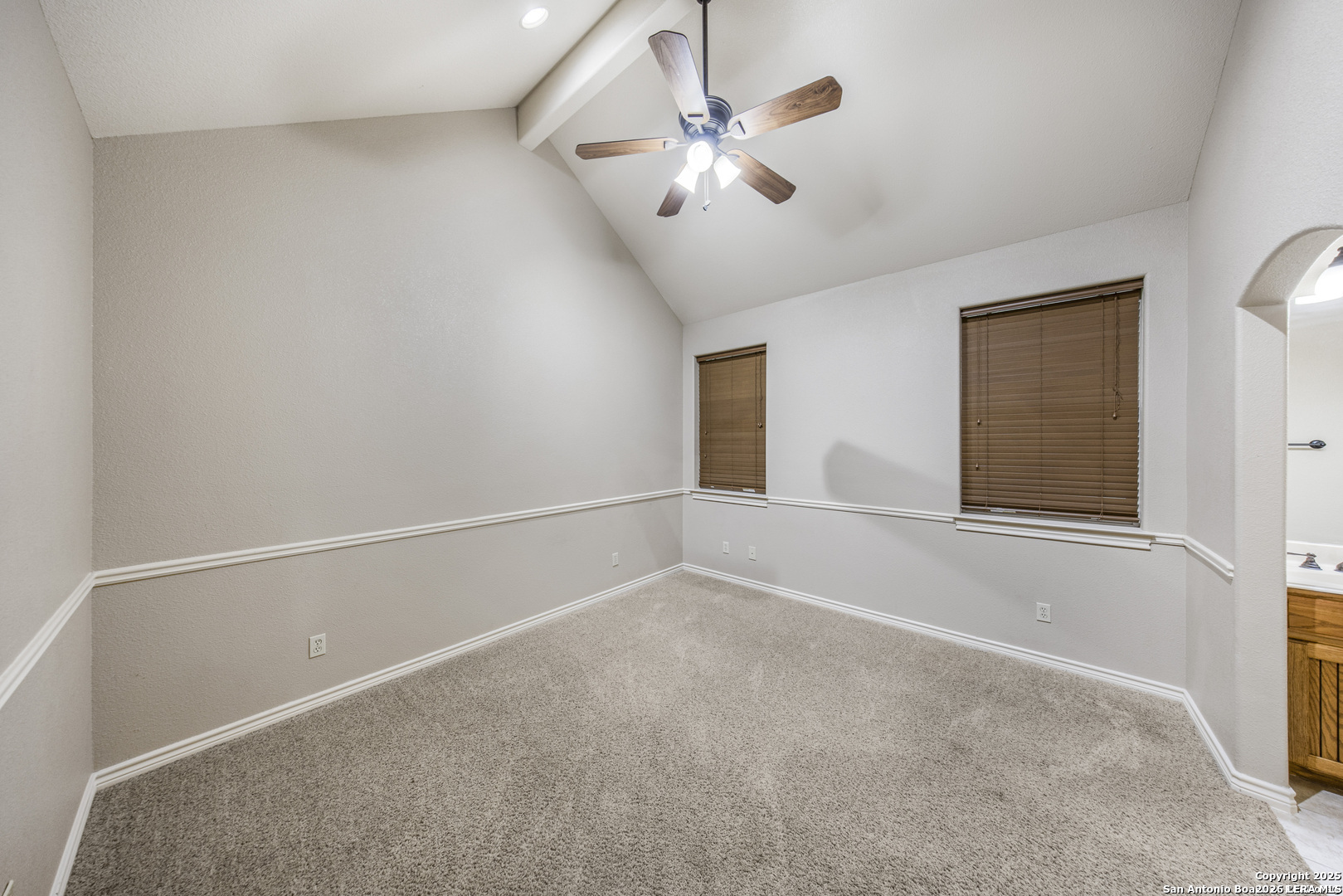 149 Legacy Trace La Vernia TX 78121
